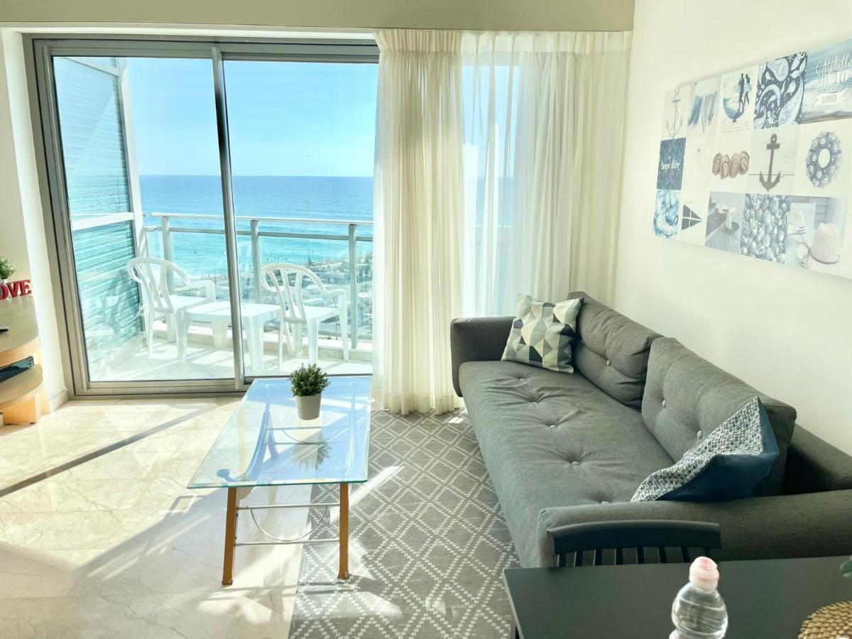 Oceanus Apartment Hotel Herzliya Exterior photo